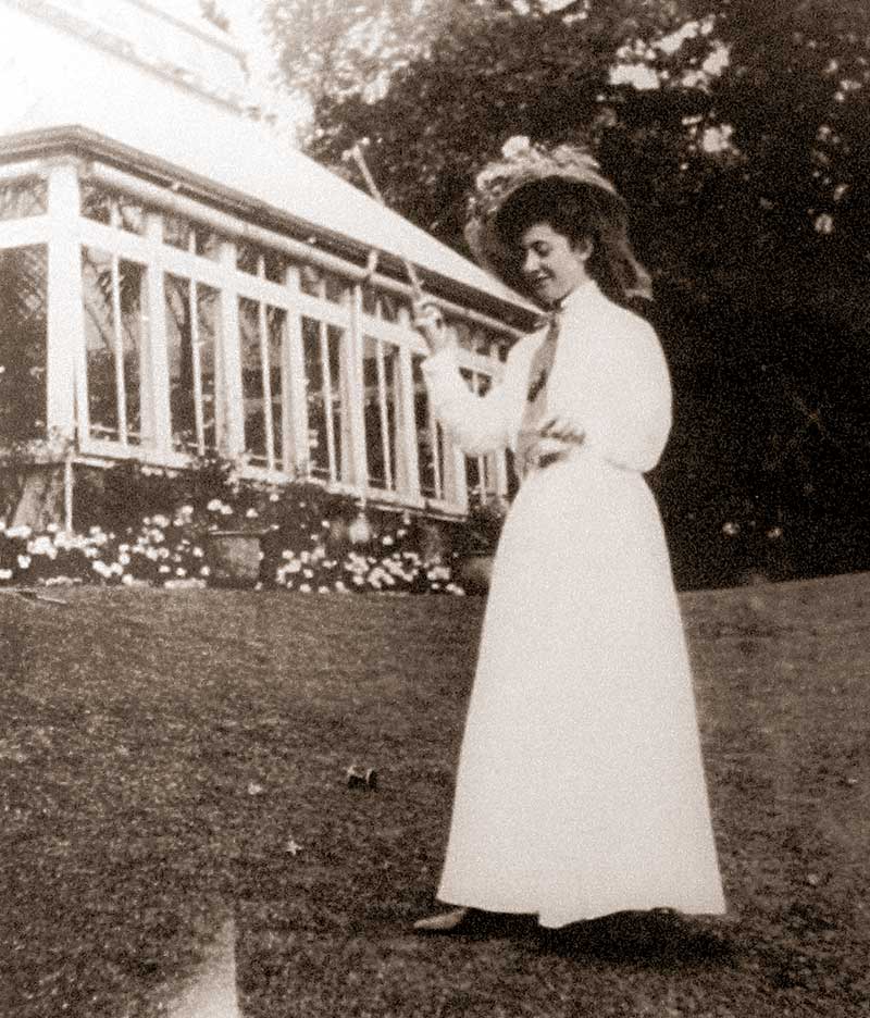 Agatha as a young woman at Ashfield